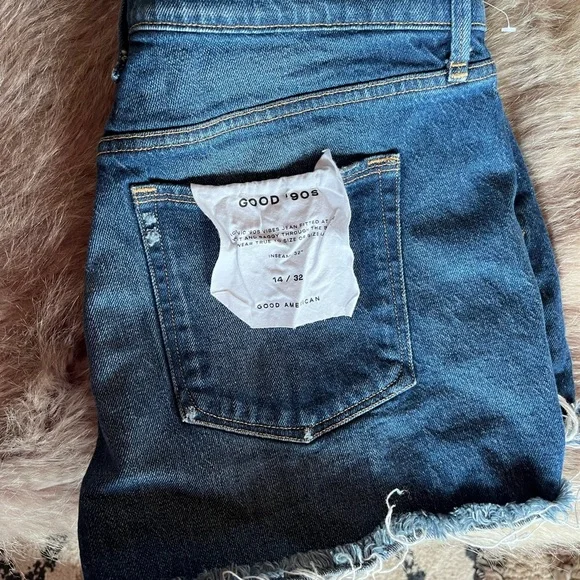 Good American shorts - Picture 7 of 11